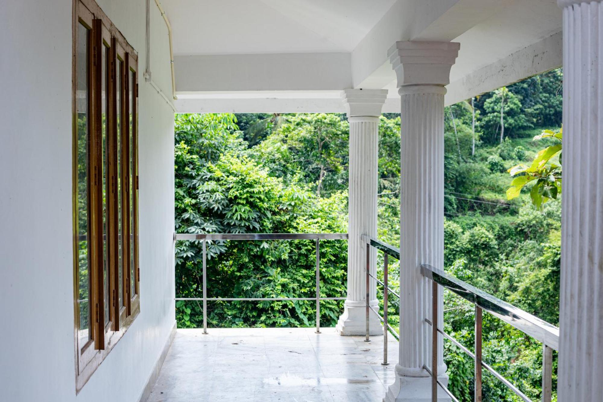 Aruvikuzhy Waterfalls Villa Kozhancheri Ngoại thất bức ảnh