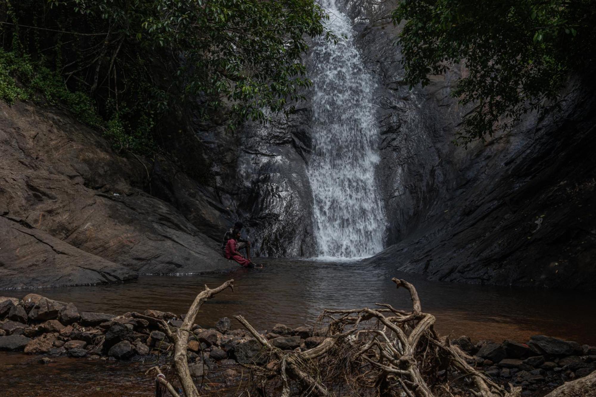 Aruvikuzhy Waterfalls Villa Kozhancheri Ngoại thất bức ảnh
